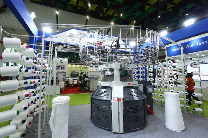 Best Knitting Machinery for Modern Textile Manufacturing